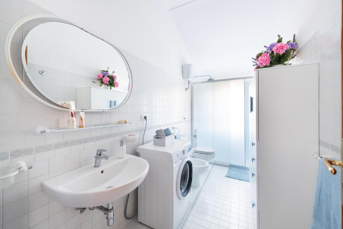 Sorrentovibes - Sea View Rooftop Apartment With Jacuzzi & Garden Exterior foto